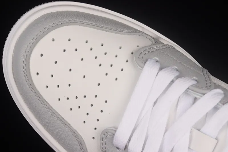All categories Air Jordan Jordan series basketball shoes Air Jordan 1 Low Z version Air Jordan 1 Elevate Low SE "Wolf Grey" Little AJ thick-soled retro basketball shoes DH7004-100